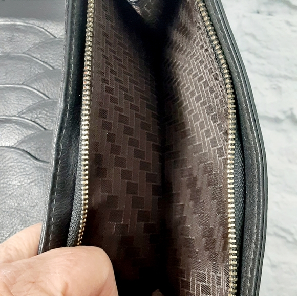 Cole Haan black leather wallet - Picture 7 of 14